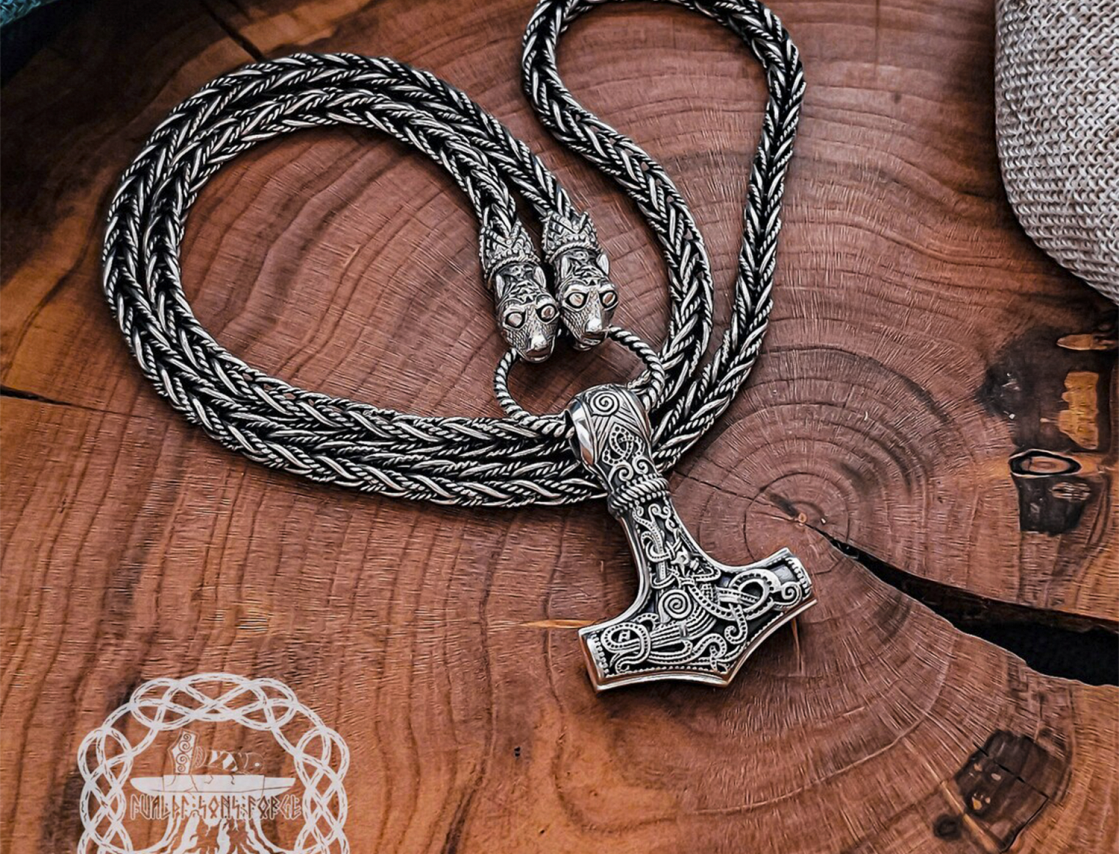 Authentic sterling silver wolfs head filigree viking chain. Handmade norse necklace.