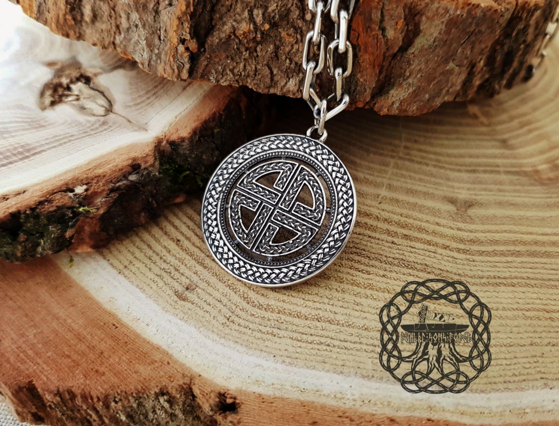 Handmade Sterling Silver Viking Shield Knot Pendant Necklace