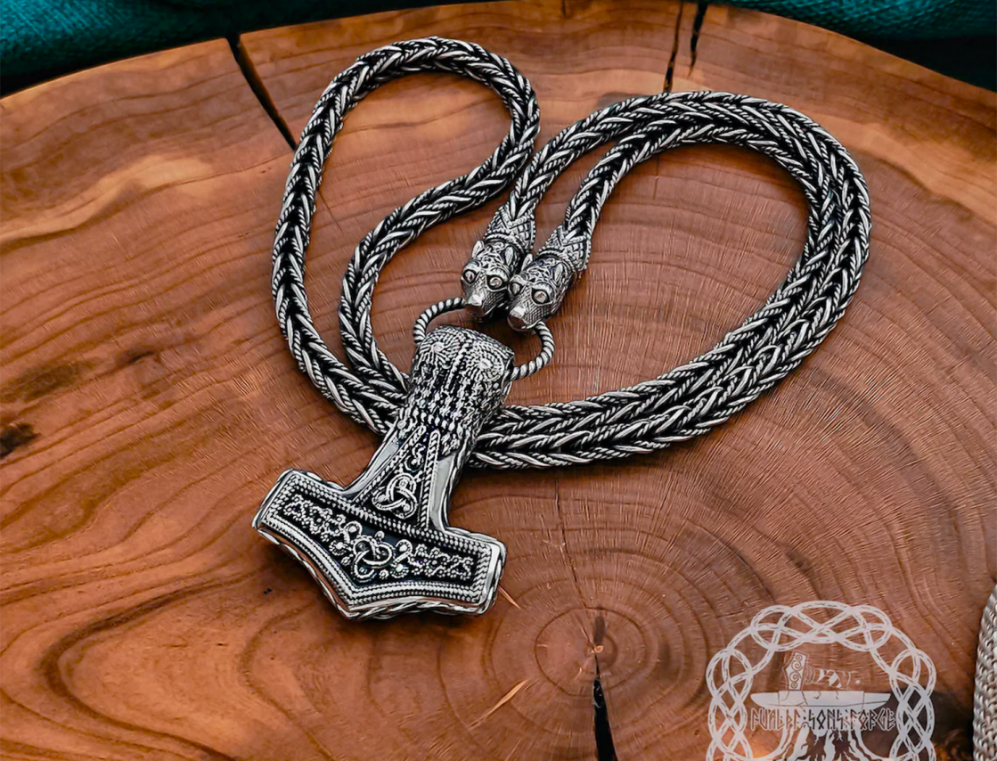Authentic sterling silver wolfs head filigree viking chain. Handmade norse necklace.