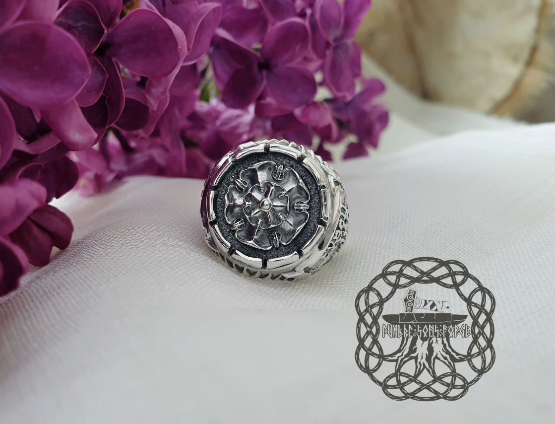 House Tyrell Ring, Sterling Silver Ring, Game of Thrones Ring, Tyrell House, Growing Strong Game of Thrones Cosplay Jewelry