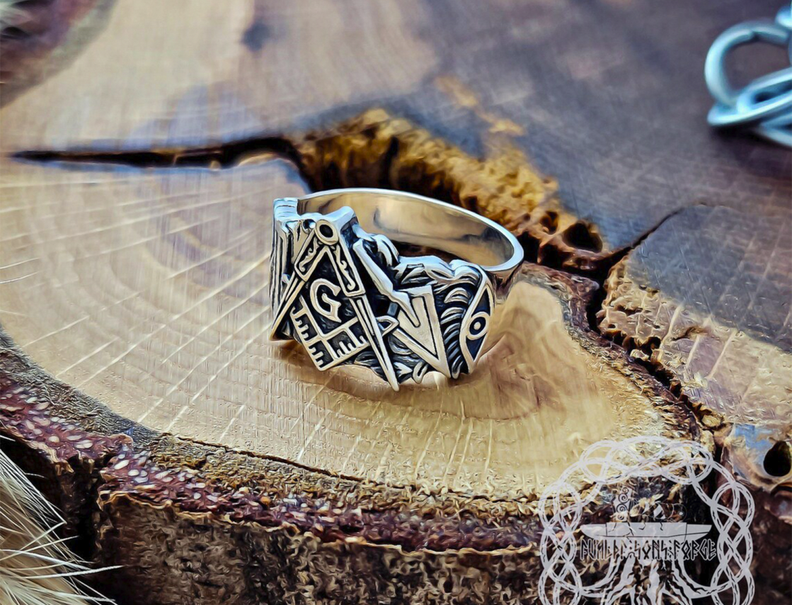 Sterling Silver Masonic Ring. Handcrafted Freemason Symbol Jewelry.
