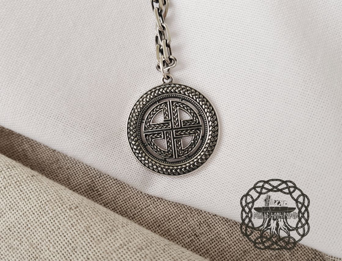Handmade Sterling Silver Viking Shield Knot Pendant Necklace