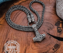 Authentic sterling silver wolfs head filigree viking chain. Handmade norse necklace.