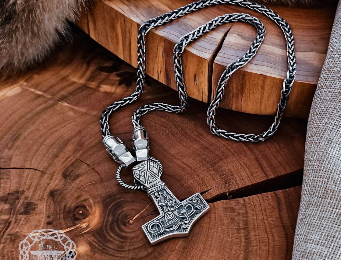 Sterling Silver Wolf Head Viking Chain. Gotland Replica Necklace.