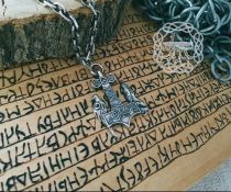 Raven & Wolf Thor Hammer Pendant. Sterling Silver Mjolnir Necklace.
