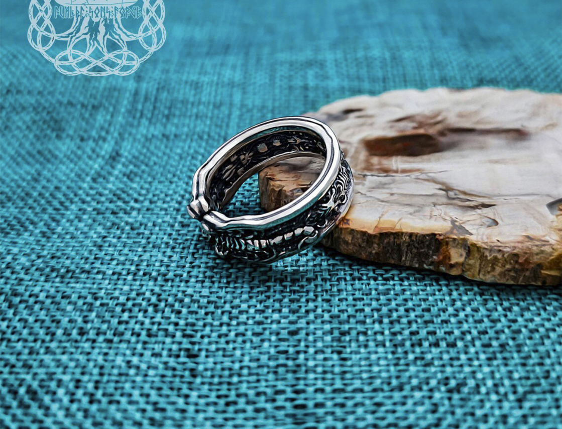 Handmade Sterling Silver Scorpion Ring. Biomechanical Animal Jewelry.