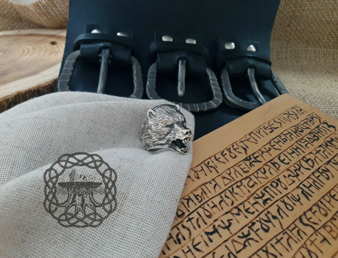 Handmade Sterling Silver Grizzly Bear Ring. Viking Biker Animal Jewelry.
