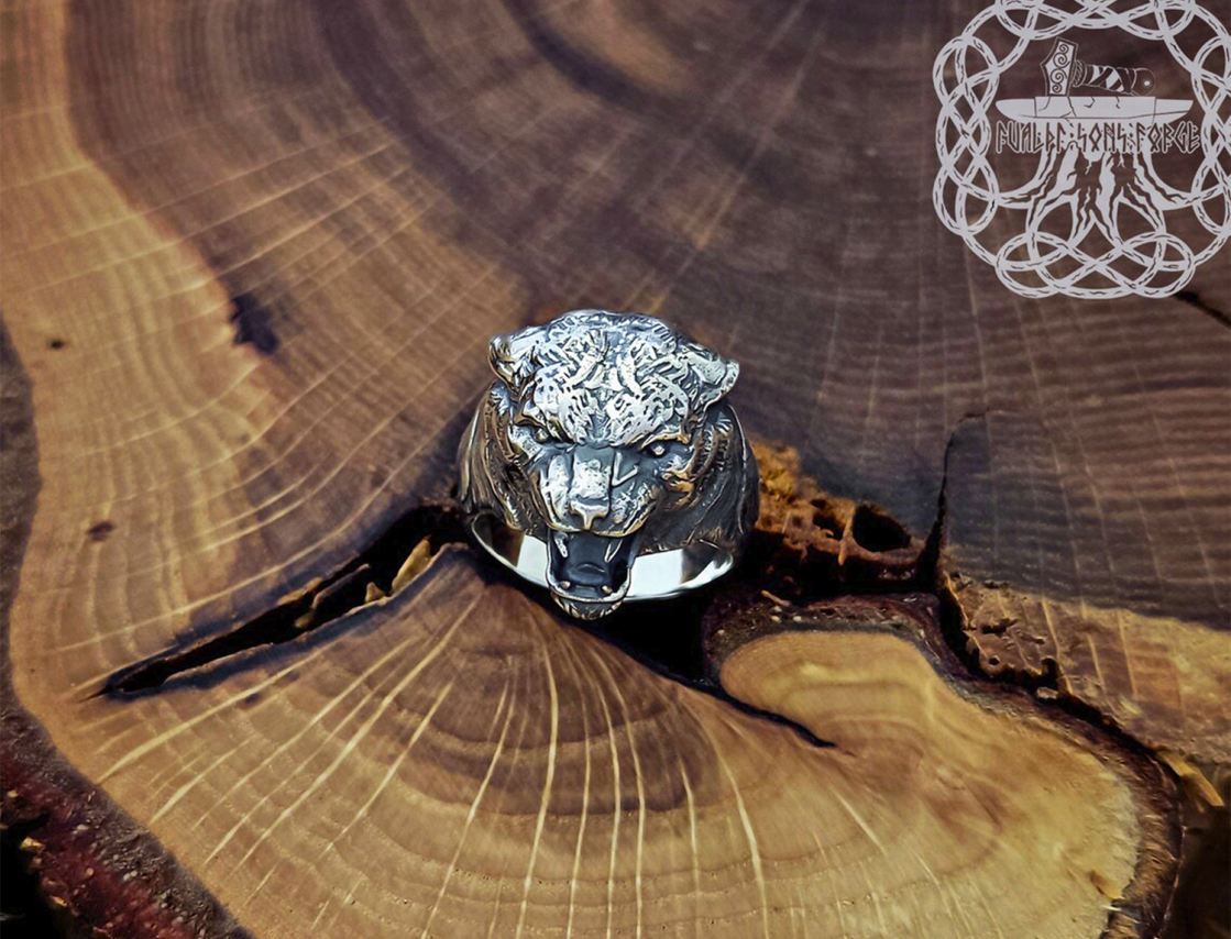 Sterling Silver Tiger Head Ring. Handmade Animal Jewelry.