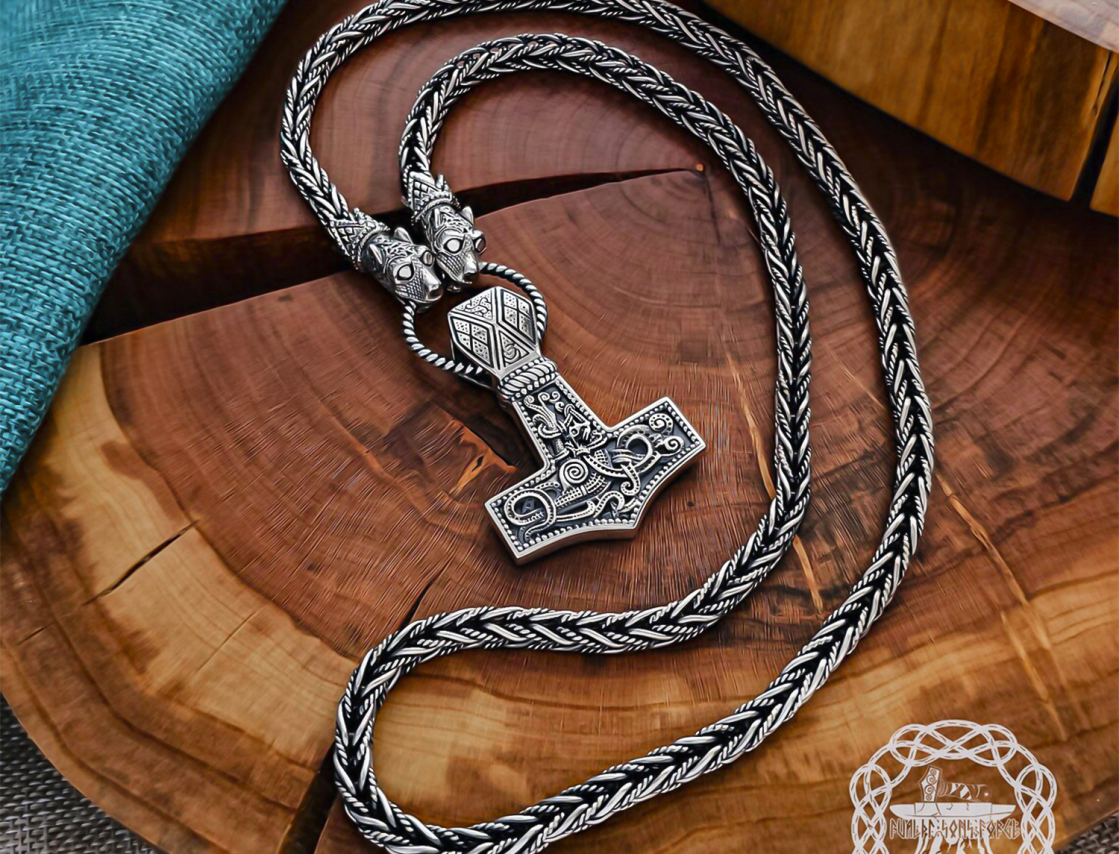 Authentic sterling silver wolfs head filigree viking chain. Handmade norse necklace.