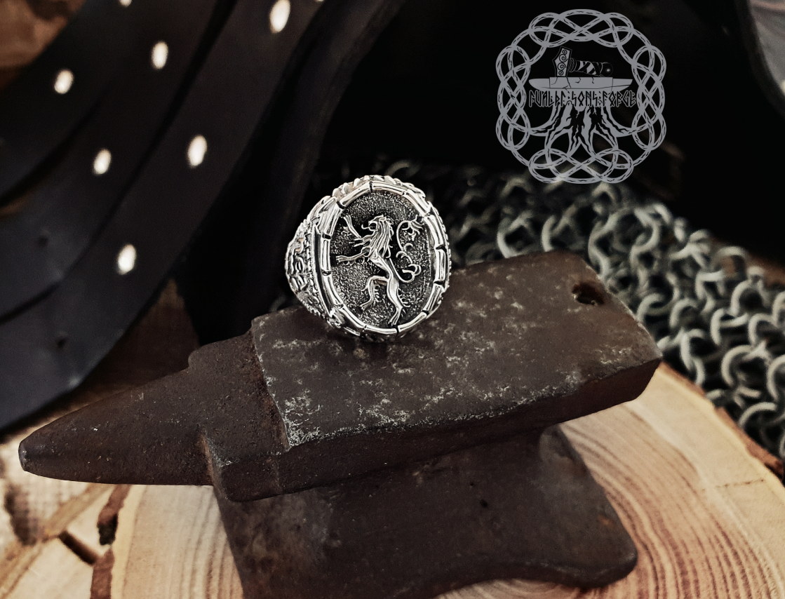 House Lannister Ring, Game of Thrones Ring, Game of Thrones Jewelry, Lion Ring, Sterling Silver Ring, Jaime Lannister, Hear me roar