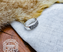 Handcrafted Sterling Silver Triquetra Ring. Celtic Trinity Knot Jewelry.