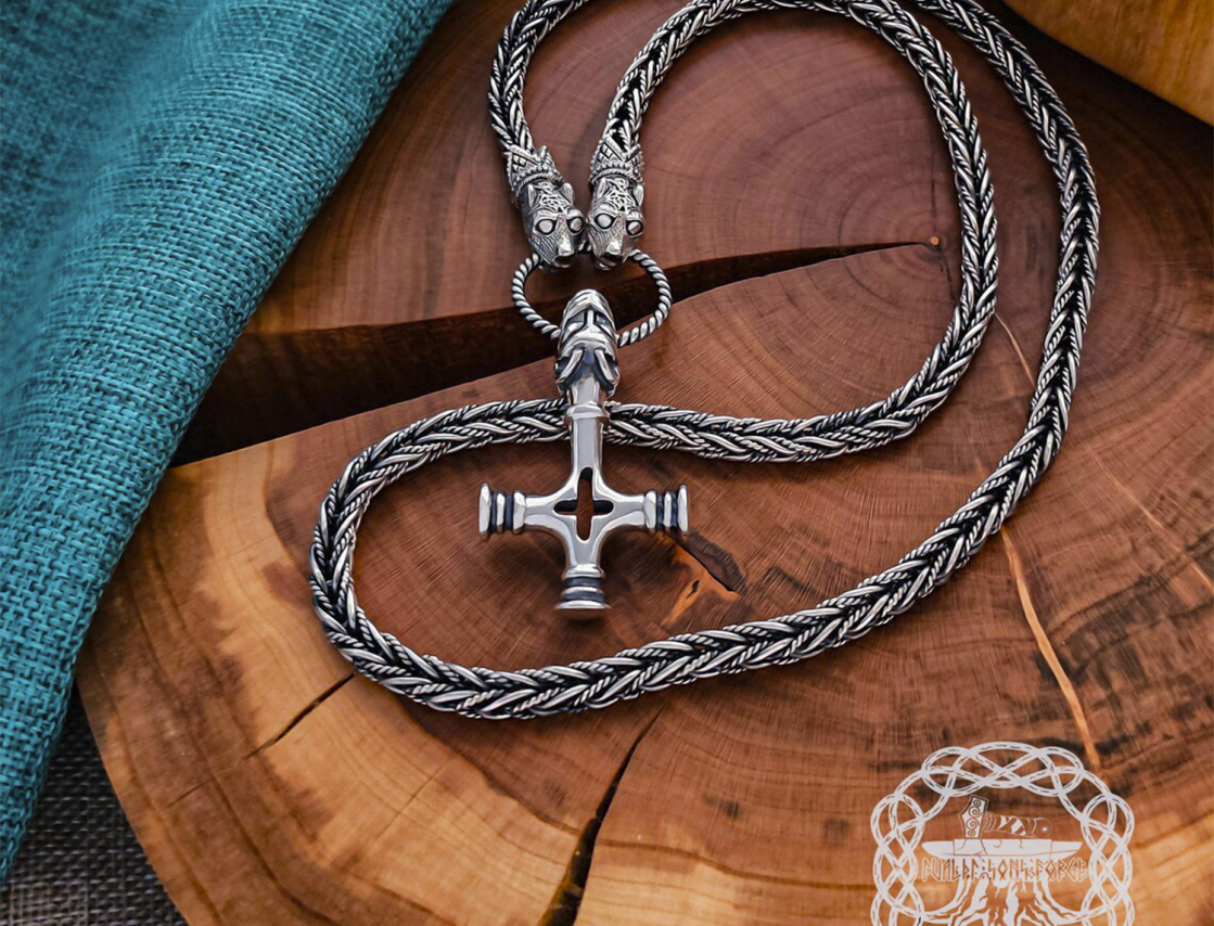Authentic sterling silver wolfs head filigree viking chain. Handmade norse necklace.
