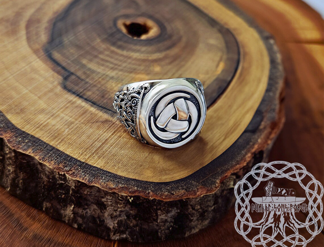 Sterling Silver Odins Horn Ring. Artisan Viking Jewelry.