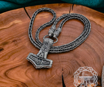 Authentic sterling silver wolfs head filigree viking chain. Handmade norse necklace.