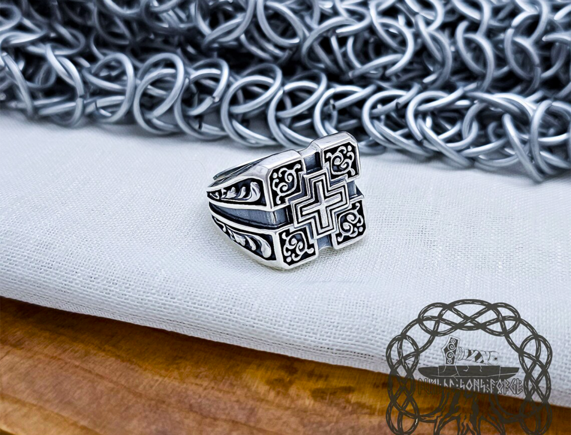 Sterling Silver Cross Statement Ring. Gothic Knight Jewelry.