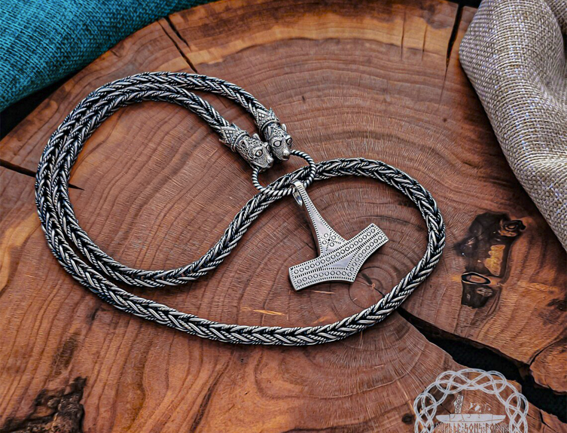 Authentic sterling silver wolfs head filigree viking chain. Handmade norse necklace.