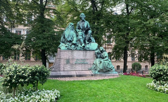Memorial to Elias Lonnrot, Helsinki