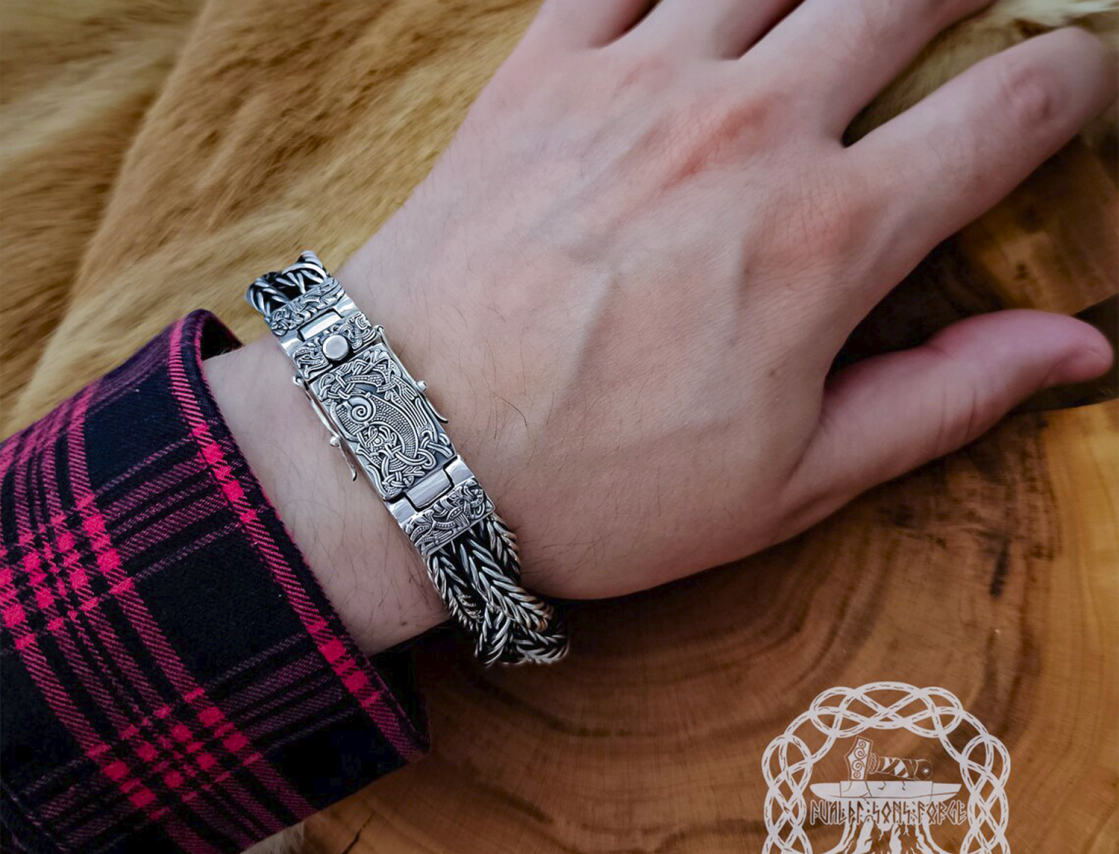 Handmade Sterling Silver Viking Bracelet. Featuring Mammen Style Cammin Casket Ornament.