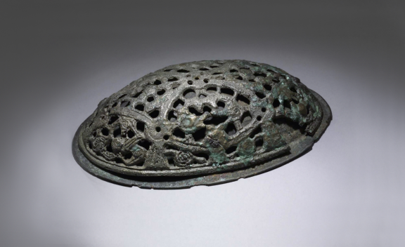 Oval brooch
