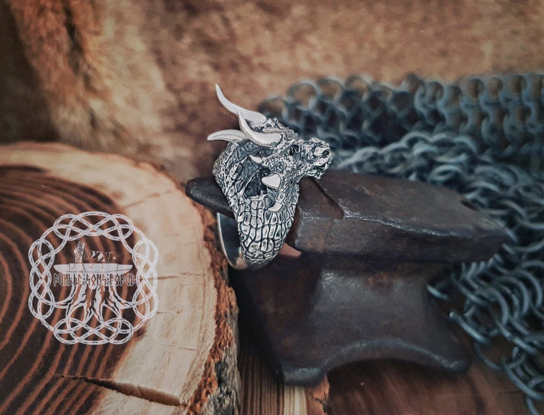 Sterling Silver Dragon Ring with Horns. Handmade Fantasy Jewelry.