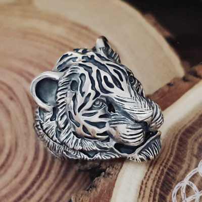 Handmade Sterling Silver Tiger Head Ring. Biker Animal Jewelry.