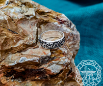 Handcrafted Sterling Silver Triquetra Ring. Celtic Trinity Knot Jewelry.