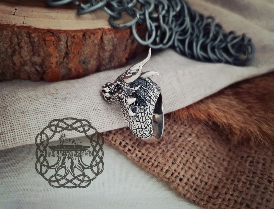 Sterling Silver Dragon Ring with Horns. Handmade Fantasy Jewelry.