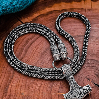 Authentic sterling silver wolfs head filigree viking chain. Handmade norse necklace.