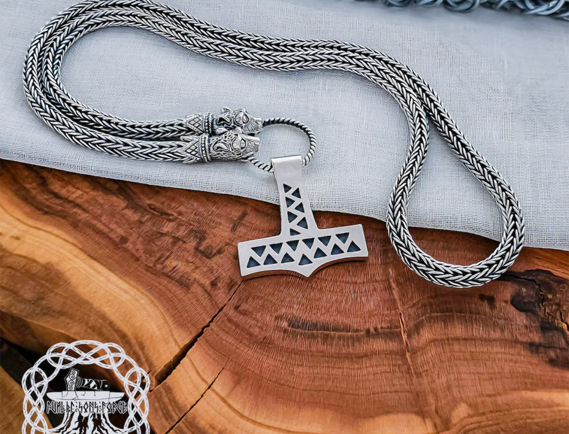 Sterling silver Uppland Thor hammer pendant. Handmade mjolnir replica from Valse.