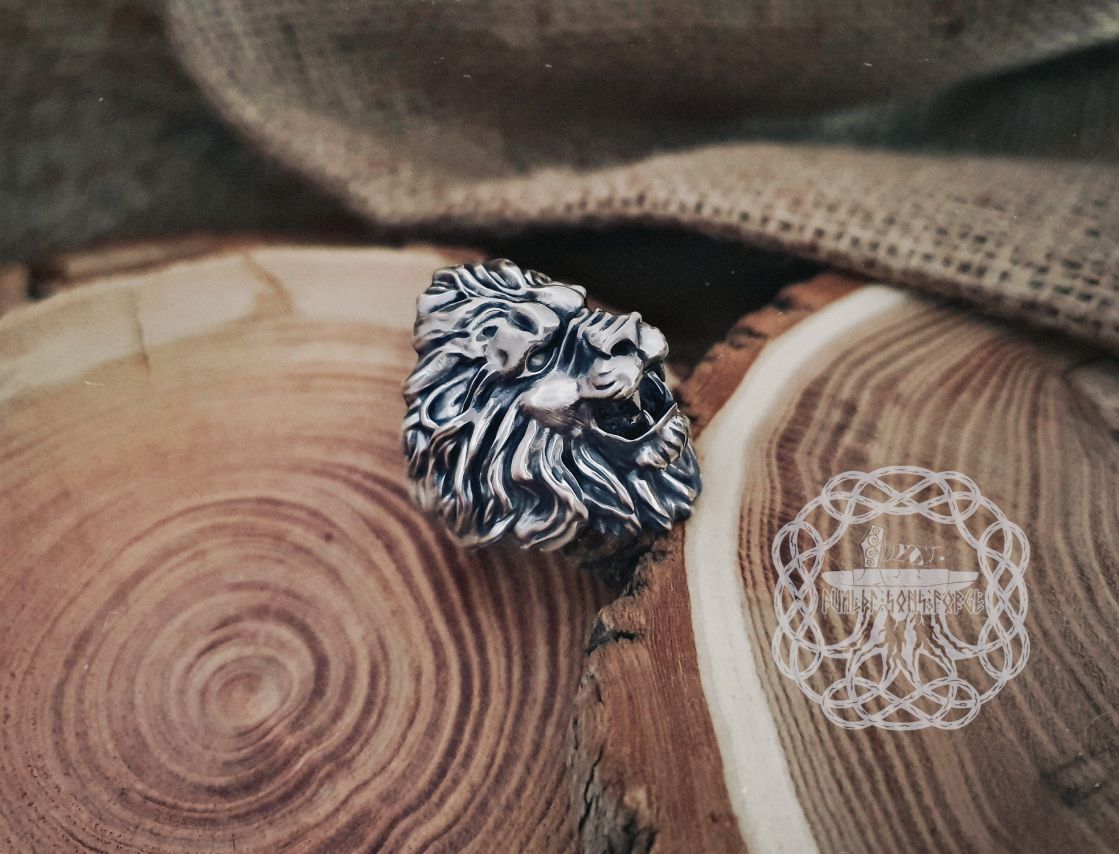 Handcrafted Sterling Silver Lion Ring. Biker Animal Jewelry.