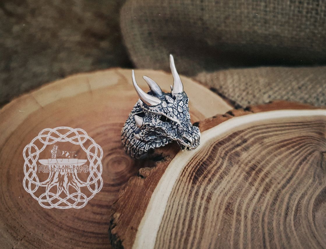Sterling Silver Dragon Ring with Horns. Handmade Fantasy Jewelry.