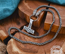 Sterling silver Uppland Thor hammer pendant. Handmade mjolnir replica from Valse.