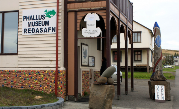 Icelandic Phallological Museum