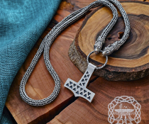 Sterling silver Uppland Thor hammer pendant. Handmade mjolnir replica from Valse.