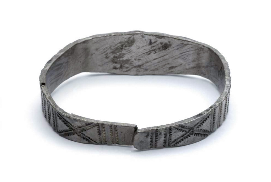 Arm-ring
