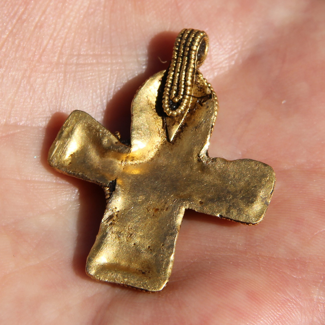 Gold cross, Aunslev