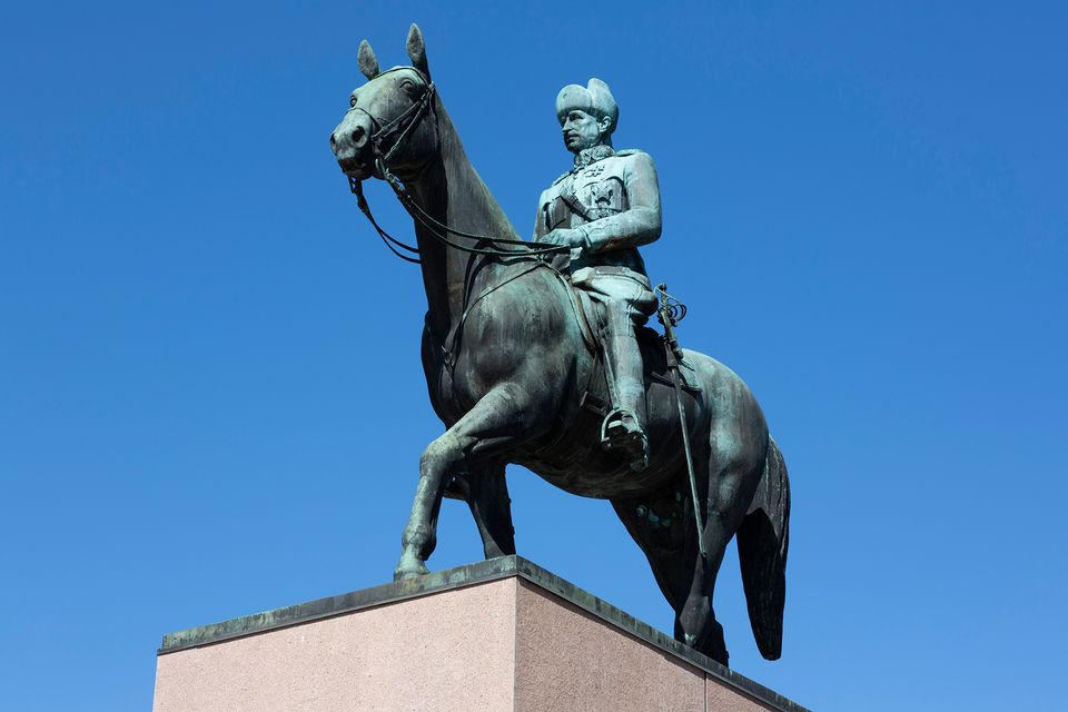 Equestrian statue of Marshal Mannerheim, Helsinki